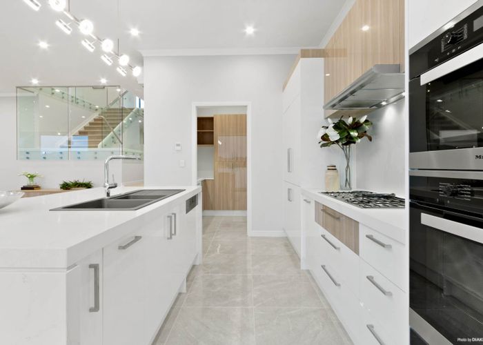  at 10 Awakirihi Close, Shamrock Park, Auckland