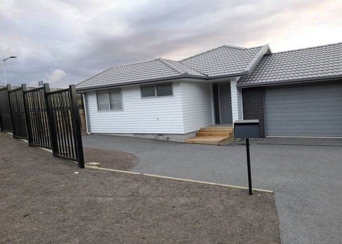  at 10 Pakanga Grove, Pyes Pa, Tauranga, Bay Of Plenty