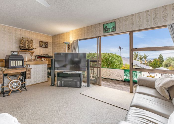  at 4/15 Zion Road, Birkenhead, Auckland