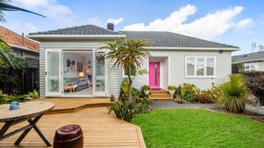  at 42 Springleigh Avenue, Mount Albert, Auckland
