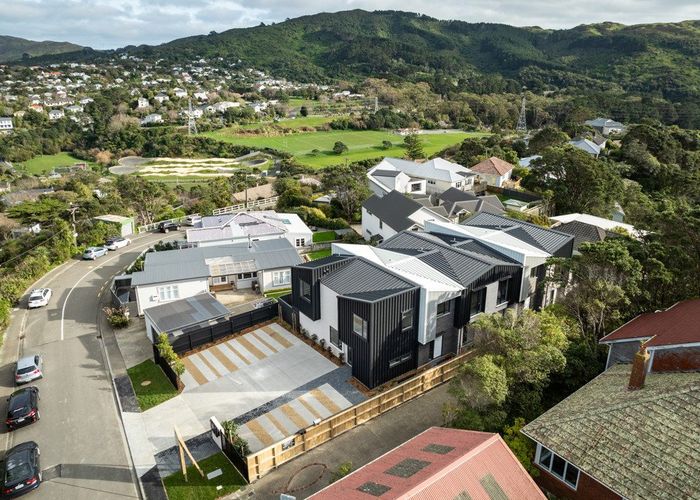  at 32 Kaihuia Street, Northland, Wellington, Wellington