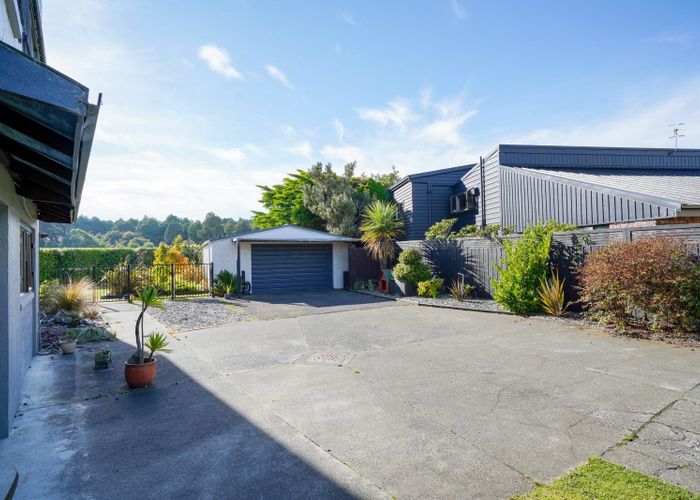  at 104 Gladstone Terrace, Gladstone, Invercargill