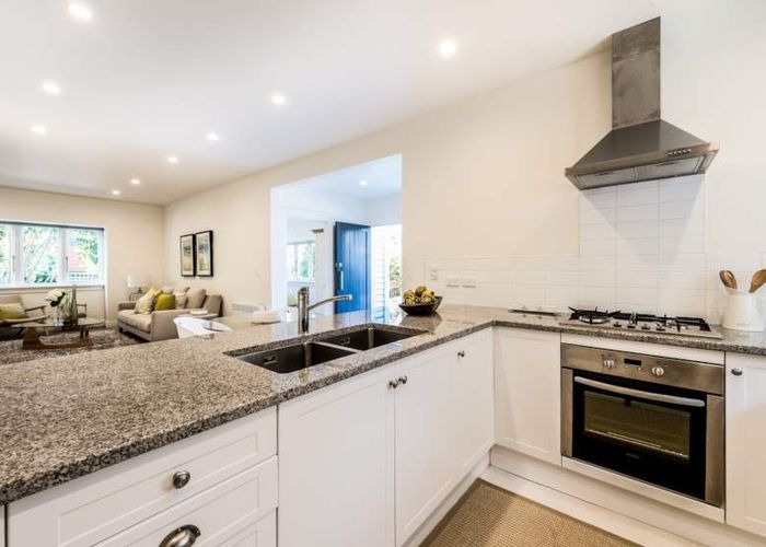  at 3/3 Park Avenue, Takapuna, North Shore City, Auckland