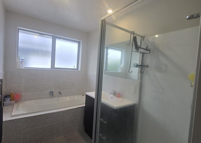  at 3 Sires Parkway, Takanini, Papakura, Auckland