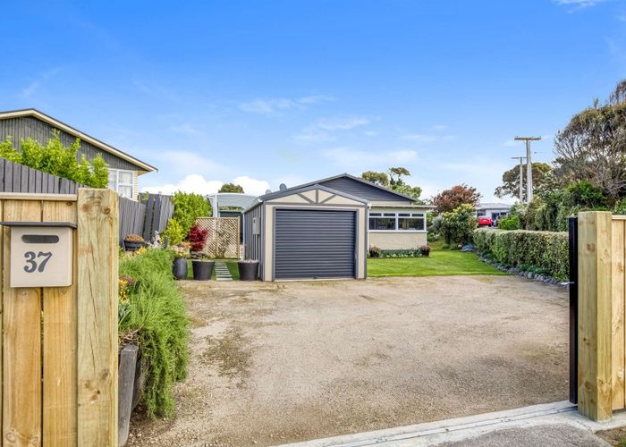  at 37 Mosston Road, Castlecliff, Whanganui