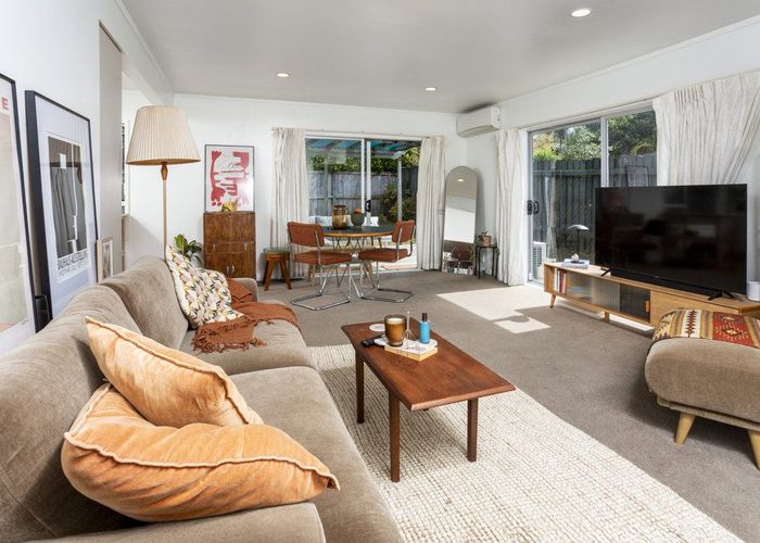  at 1/48 Jutland Road, Hauraki, North Shore City, Auckland