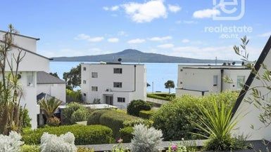  at 2/10 Auckland Road, St Heliers, Auckland
