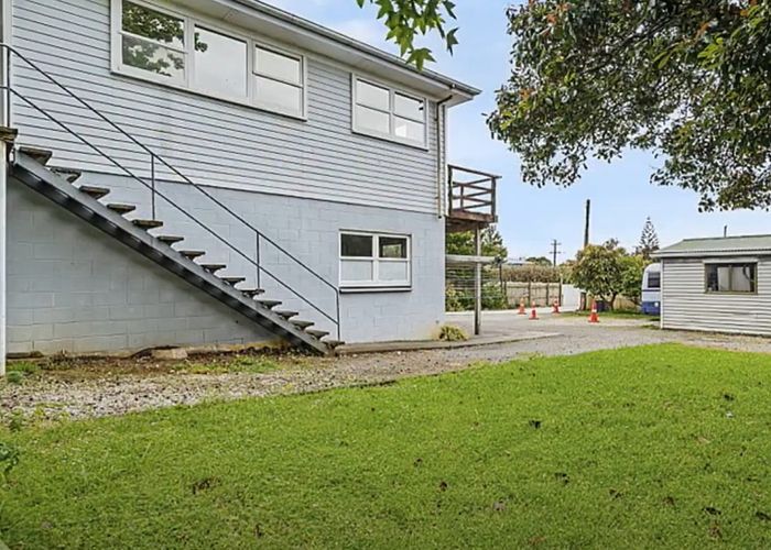  at 36 Muir Avenue, Mangere Bridge, Auckland