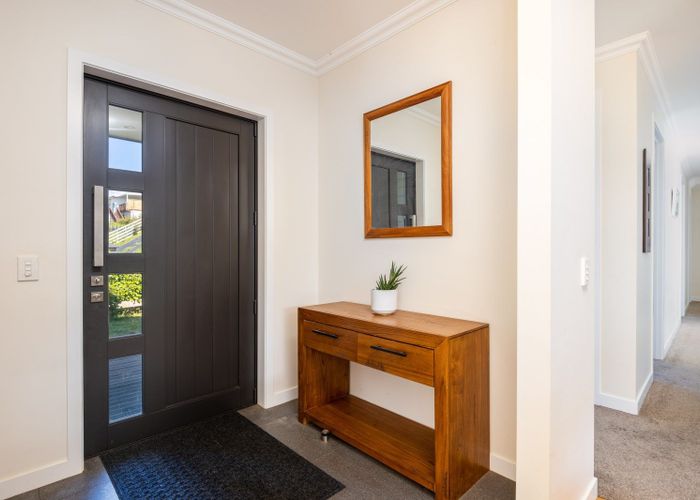  at 1 Fern Lane, Whalers Gate, New Plymouth