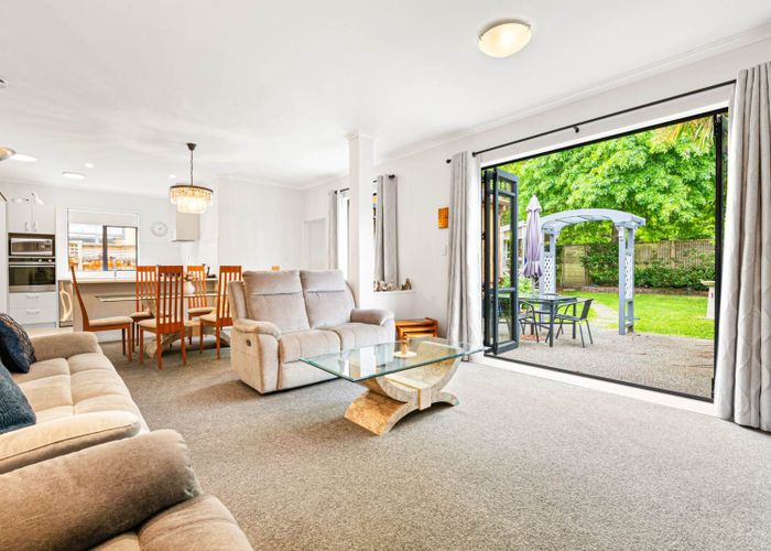  at 11 Pepperdine Place, Albany, Auckland