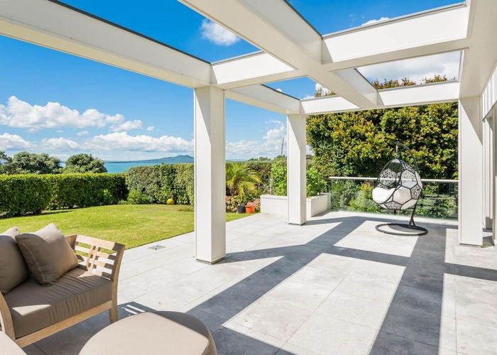  at 35 View Road, Campbells Bay, North Shore City, Auckland