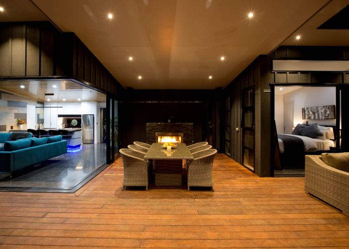  at 39 Upper Harbour Drive, Greenhithe, Auckland