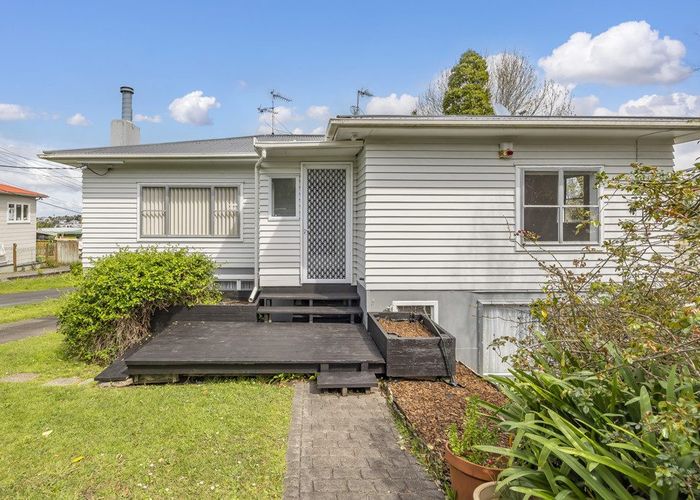  at 21 View Road, Glenfield, North Shore City, Auckland