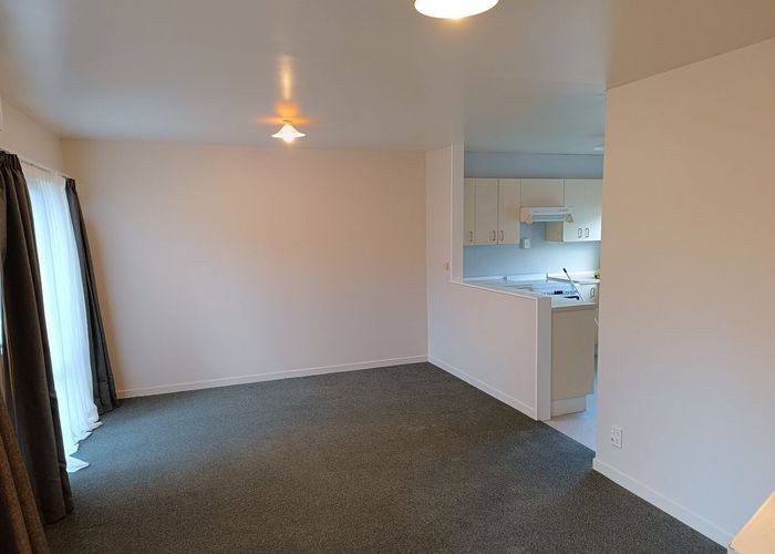  at 2/990 High Street, Avalon, Lower Hutt, Wellington