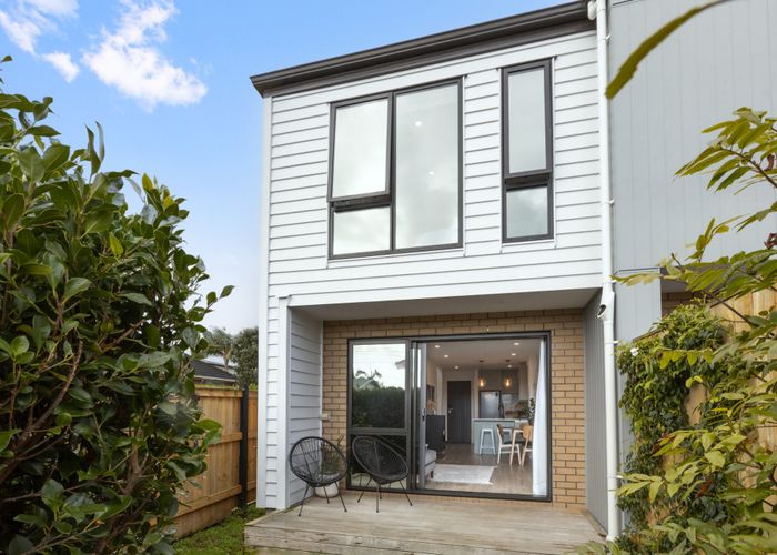  at 1/1A Royal View Road, Te Atatu South, Auckland