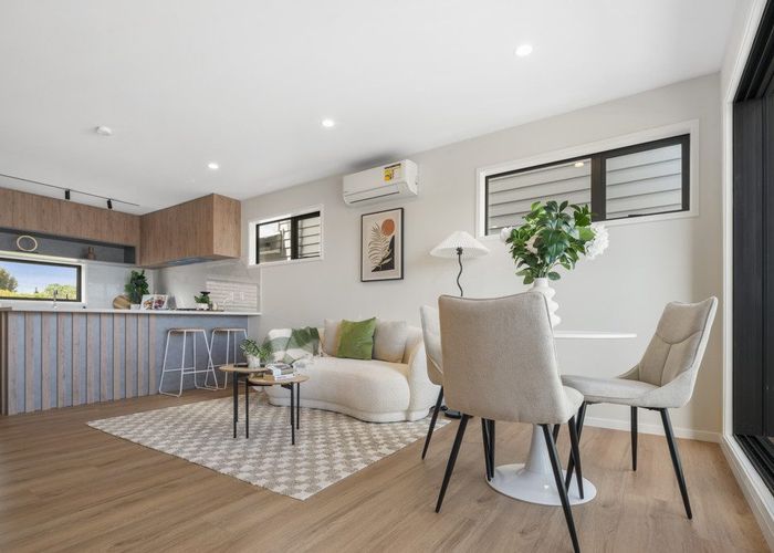  at 95D Kervil Avenue, Te Atatu Peninsula, Waitakere City, Auckland