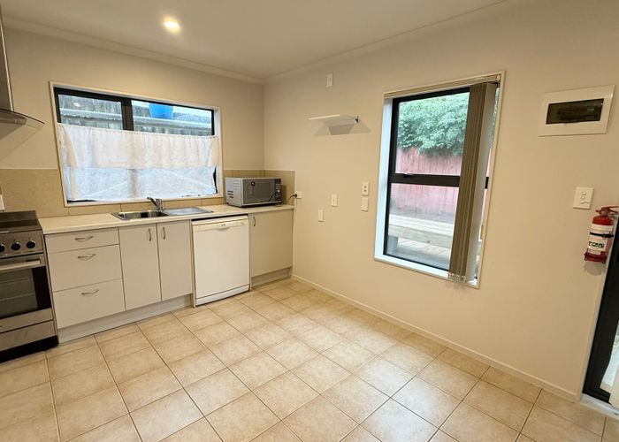  at 45J Brandon Road, Glen Eden, Waitakere City, Auckland