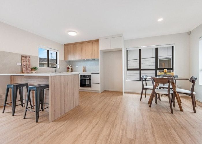 at 11A Murillo Place, Henderson, Waitakere City, Auckland