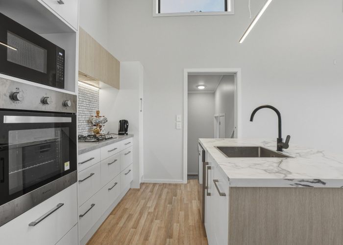  at 32 Nore Street, Waihola, Clutha, Otago