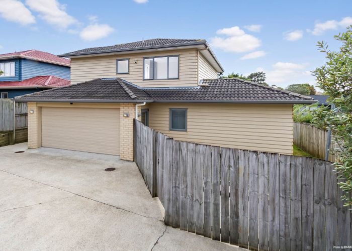  at 41 Clover Drive, Henderson, Auckland