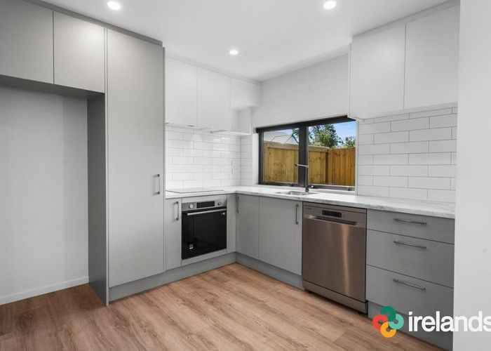  at 2/139 Aldwins Road , Phillipstown, Christchurch City, Canterbury
