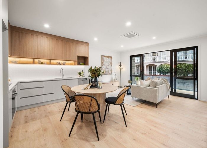  at 3/143 Clarence Street, Hamilton Lake, Hamilton, Waikato