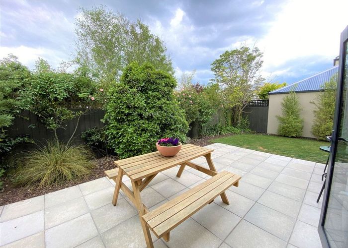  at 2/118 Bishop Street, St. Albans, Christchurch City, Canterbury