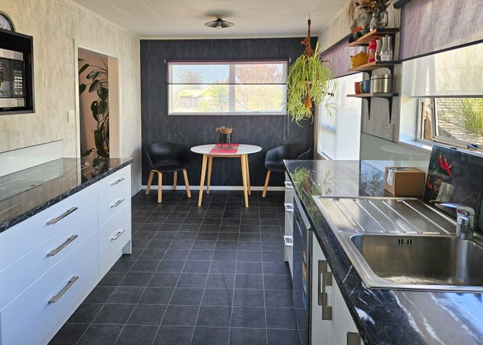  at 83 Caernarvon Drive, Flaxmere, Hastings