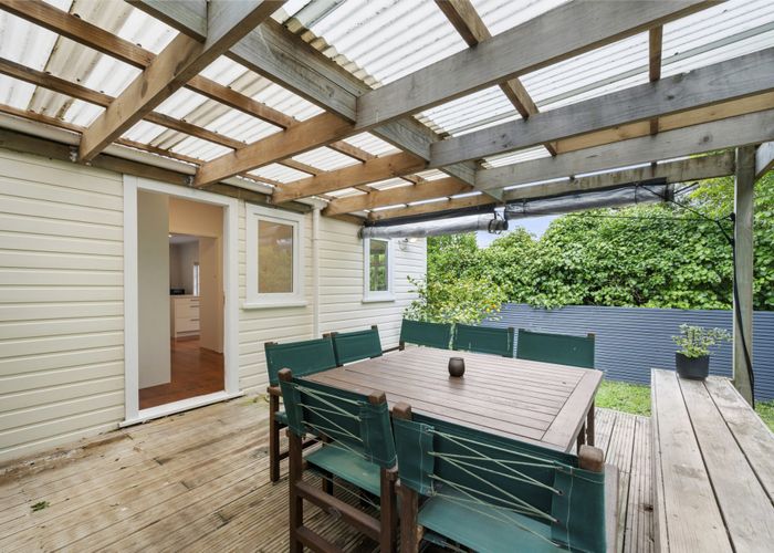  at 16 Albemarle Road, Northland, Wellington, Wellington