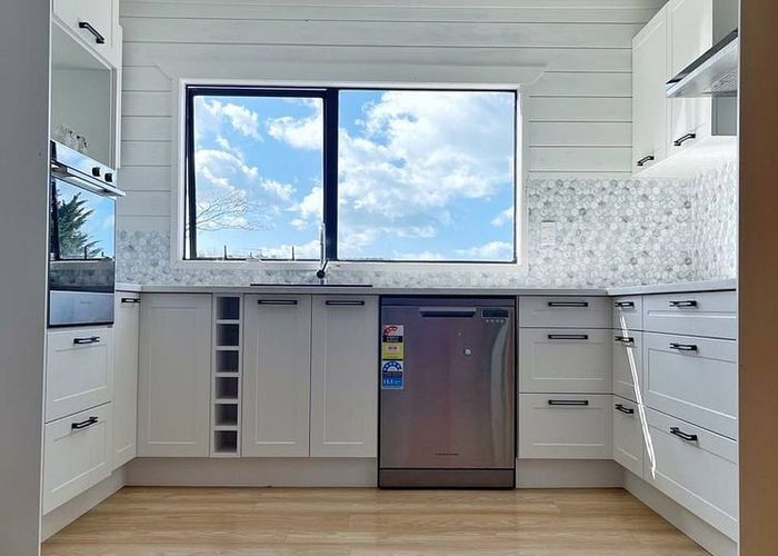  at 7 Coubray Place, Botany Downs, Manukau City, Auckland