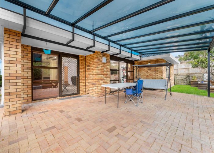  at 1/66 Picasso Drive, West Harbour, Waitakere City, Auckland