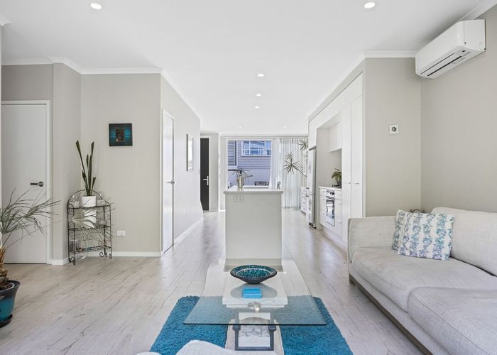  at 37 Sanremo Lane, Stanmore Bay, Whangaparaoa