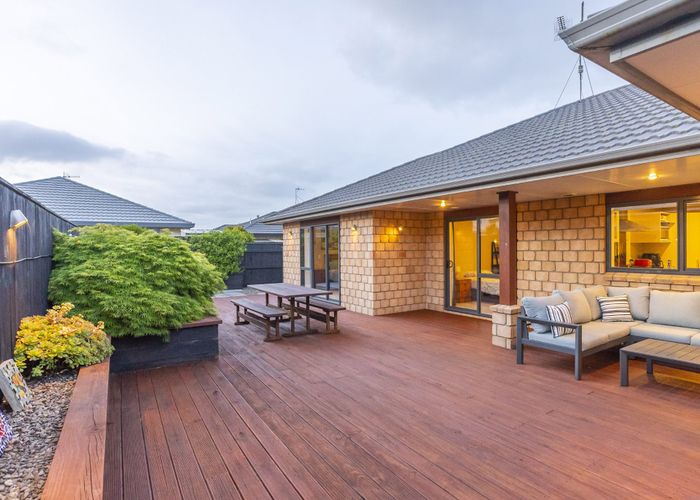  at 6 Trusham Court, Paraparaumu