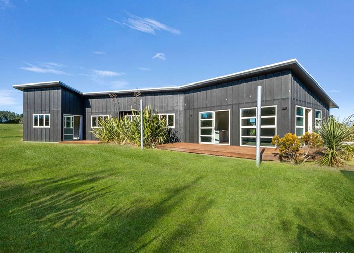  at 3 Mowhia Grove, Waitarere, Horowhenua, Manawatu / Whanganui