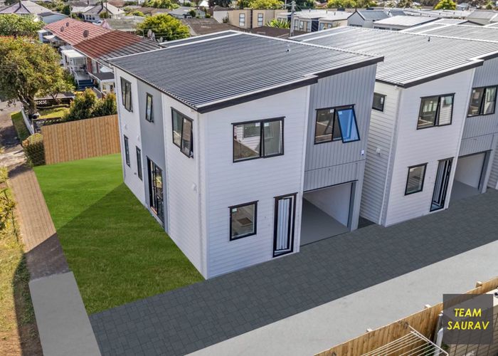  at Lot 4/10 Fraser Road, Papatoetoe, Manukau City, Auckland