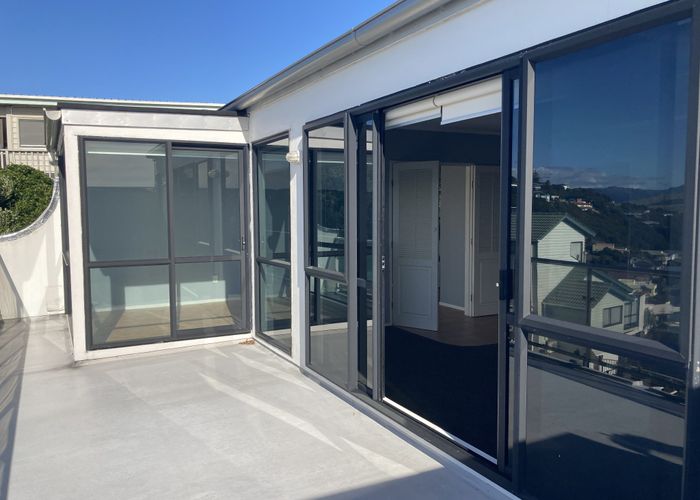  at 27 Eskdale Rd, Papakowhai, Porirua, Wellington