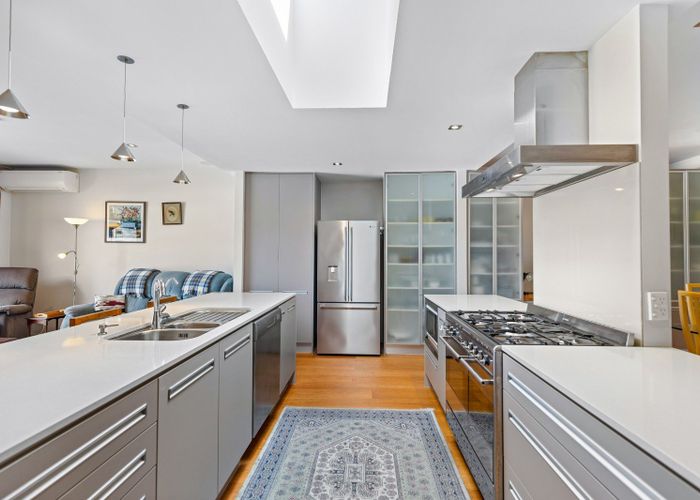  at 9/16 Beach Front Lane, Browns Bay, North Shore City, Auckland