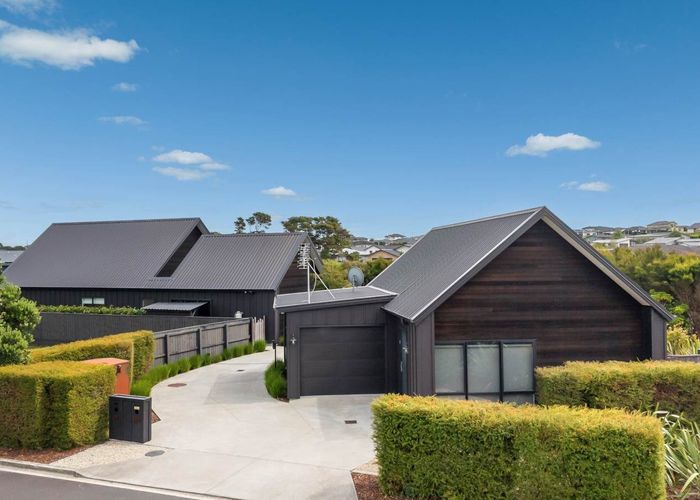  at 26 Kahawairahi Drive, Beachlands, Manukau City, Auckland