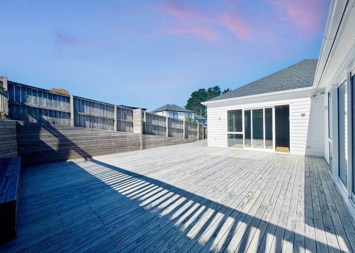  at 4 Silverhill Lane, Millwater, Rodney, Auckland