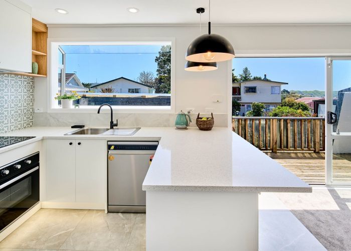  at 39A Edgecombe Street, Newlands, Wellington