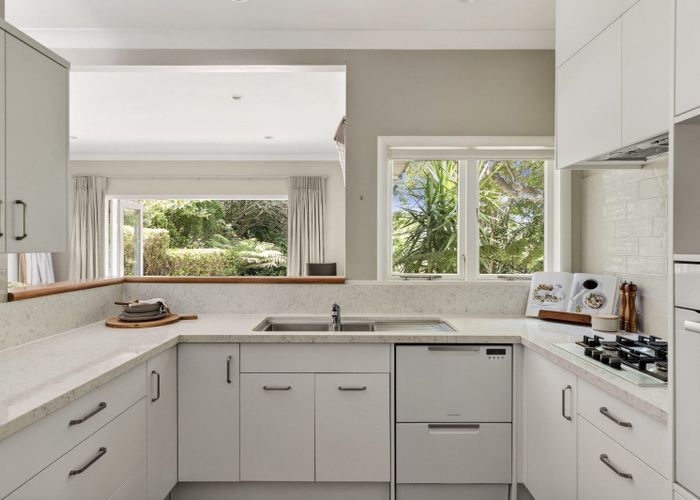  at 44 Braid Road, Saint Andrews, Hamilton, Waikato