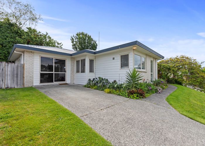  at 10 Sunvale Place, Gate Pa, Tauranga