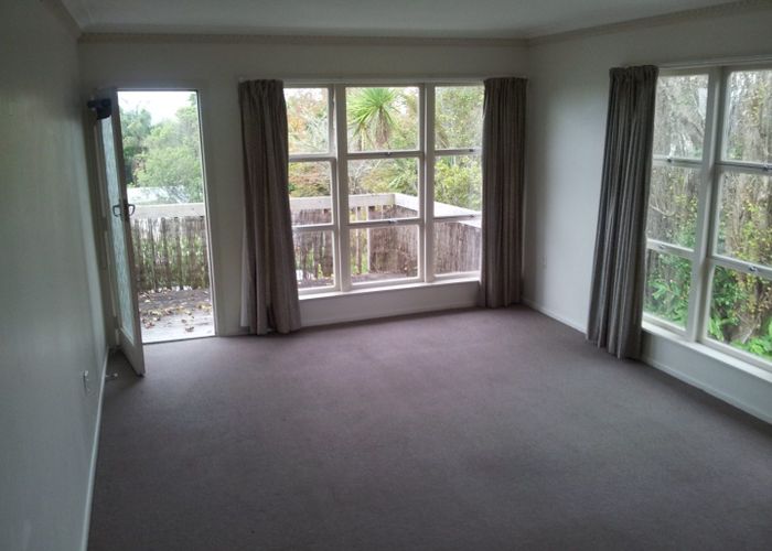  at 7A Kia Ora Rd, Beach Haven, North Shore City, Auckland