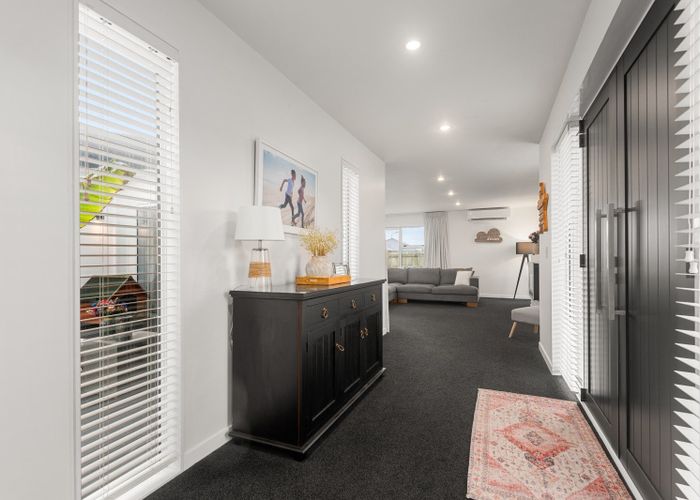 at 10 Monaco Grove, Fitzherbert, Palmerston North, Manawatu / Whanganui