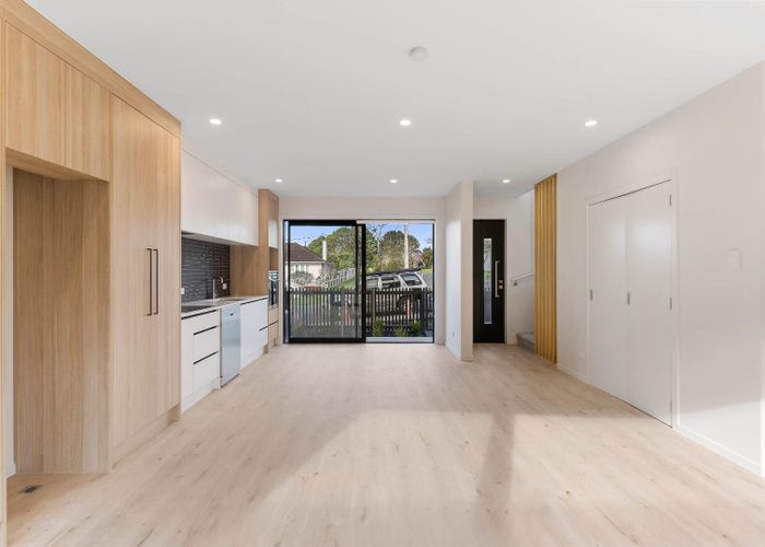  at 1/56 Salisbury Road, Birkdale, Auckland
