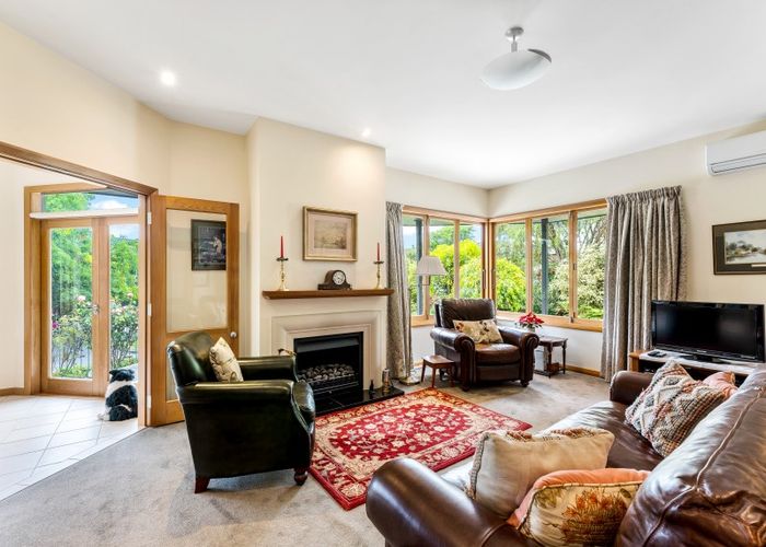  at 72 Heretaunga Square, Silverstream, Upper Hutt