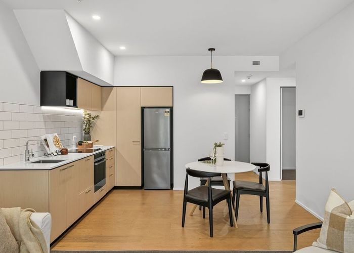  at 2/34 Cranmer Square, Christchurch Central, Christchurch