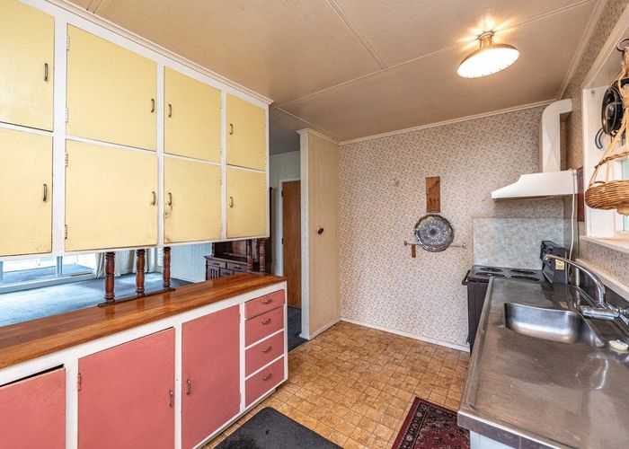  at 49 Wairere Road, Bastia Hill, Whanganui