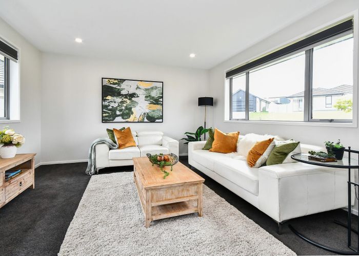  at 5 Leathem Crescent, Pokeno