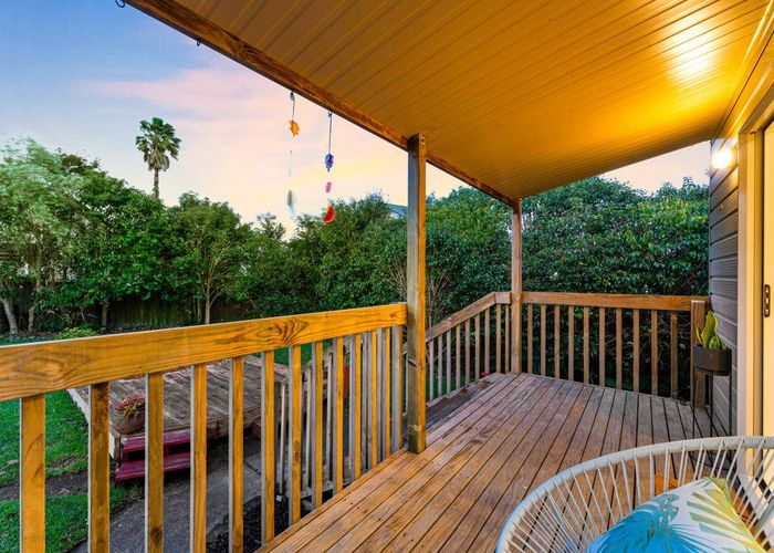  at 13a Becroft Drive, Forrest Hill, North Shore City, Auckland